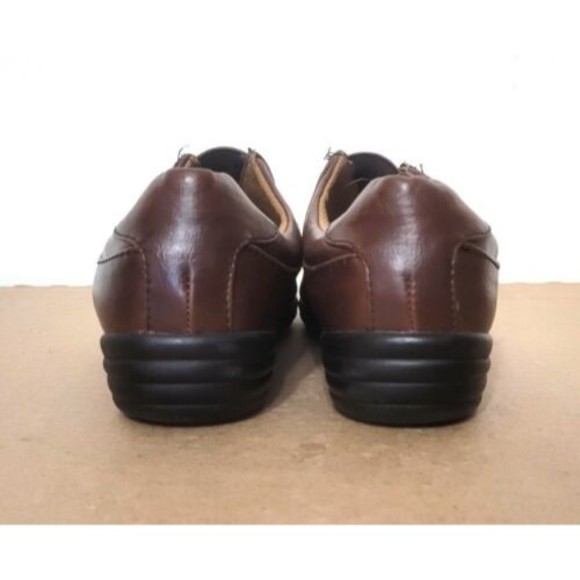 Croft & Barrow Ortholite Lena Brown Leather Loafers Womens Size 9 Comfort Shoes - Picture 3 of 9